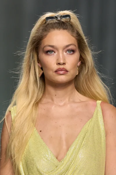 Look 188